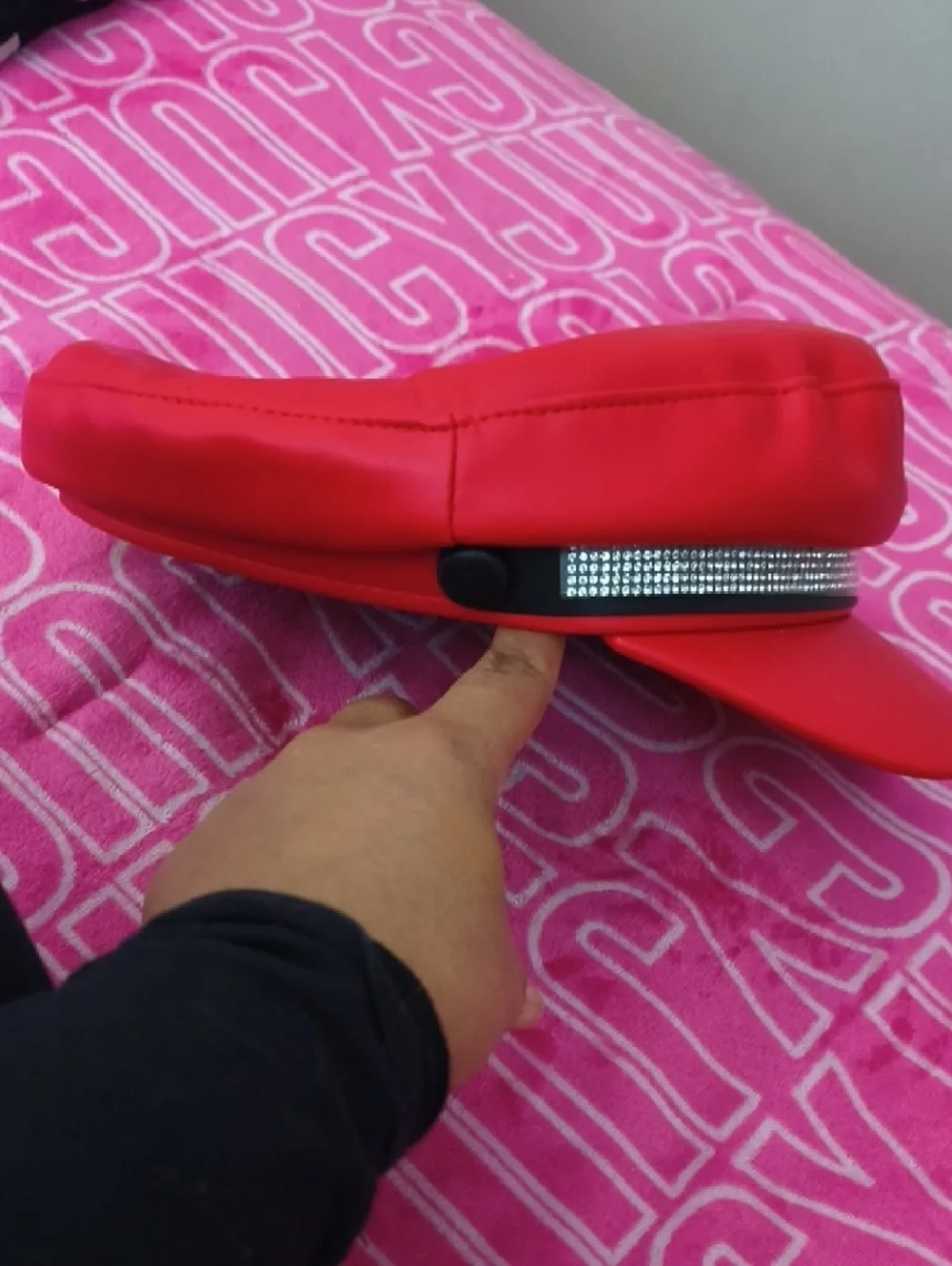 SHEIN Red Baker Boy Cap with Rhinestone Strap - Picture 2 of 3